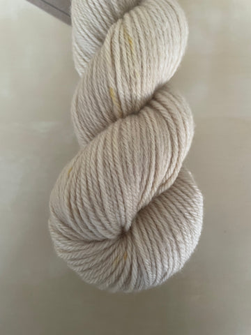 8ply / DK weight - Bone