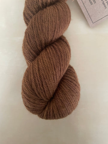 8ply / DK weight - Fawn