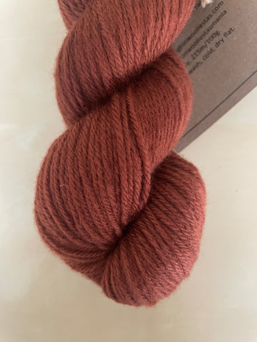 8ply / DK weight - Russet